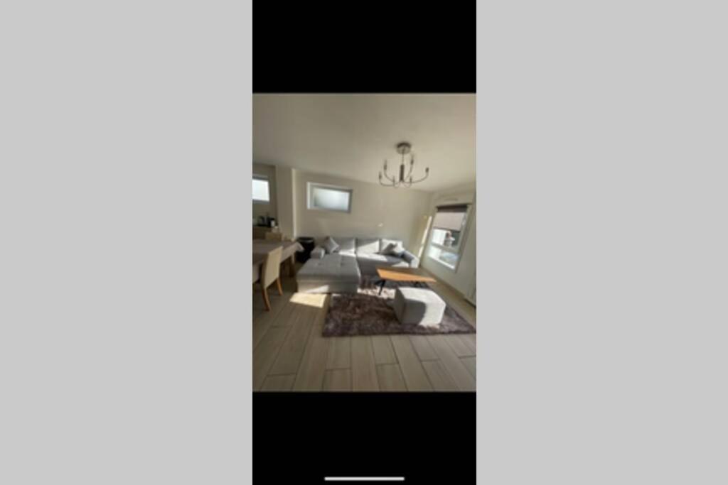 Logement Au Calme Dans Une Maison. Moirans-en-Montagne Ngoại thất bức ảnh